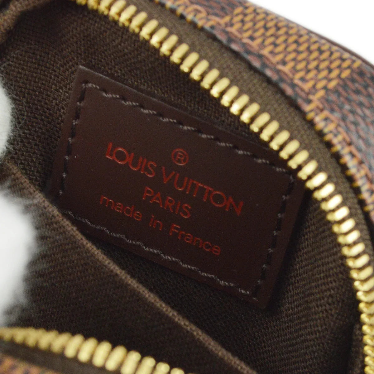 Louis Vuitton 2007 Damier Etui Okapi PM Camera Case Fashion Accessory