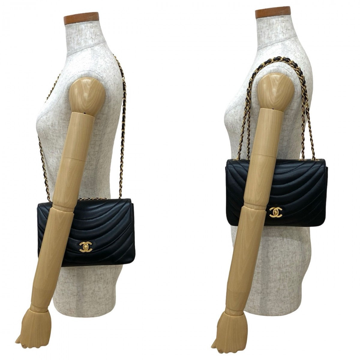 Chanel lambskin Black Shoulder Bag