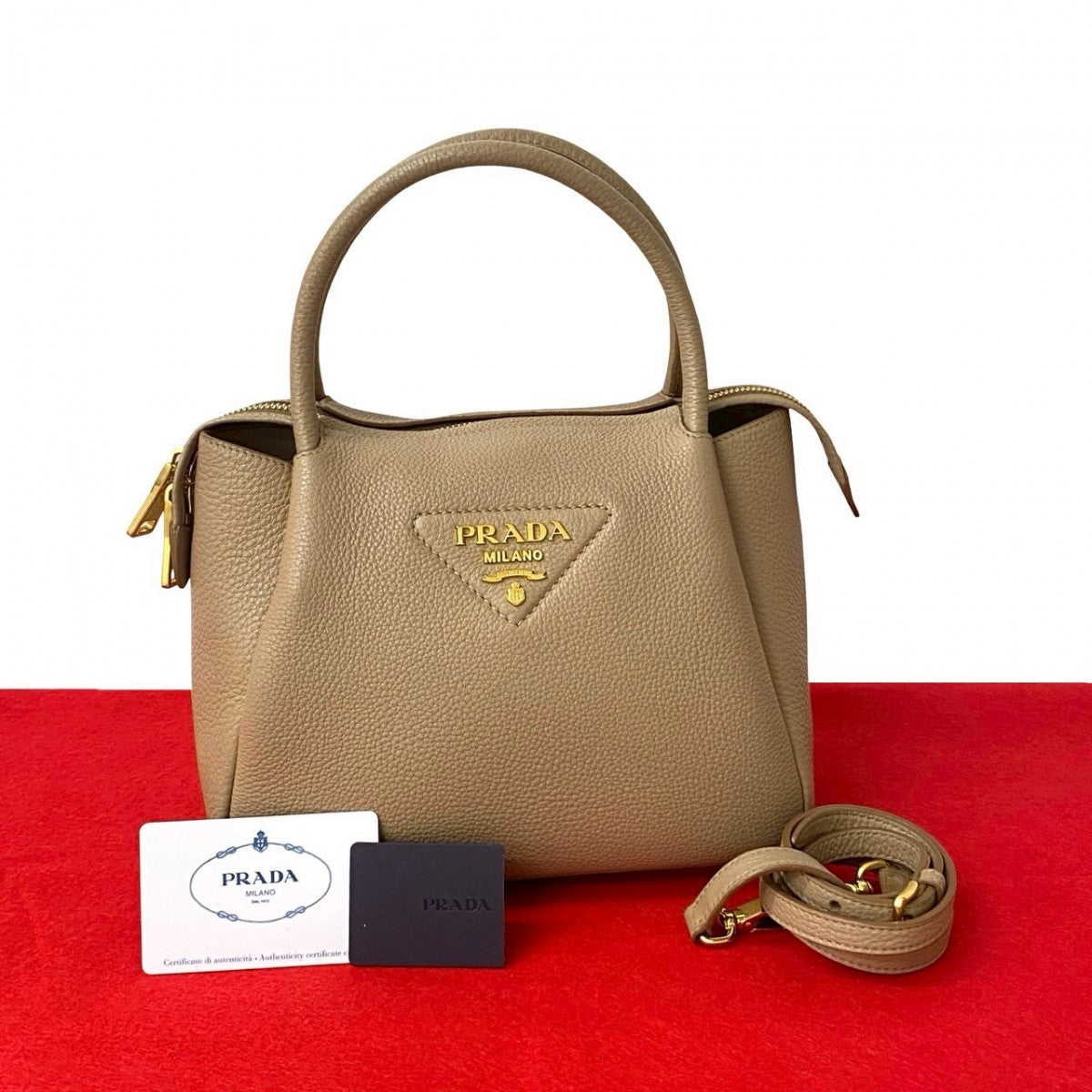 Shoulder Bag Fleur Vitello Dyno Leather Beige