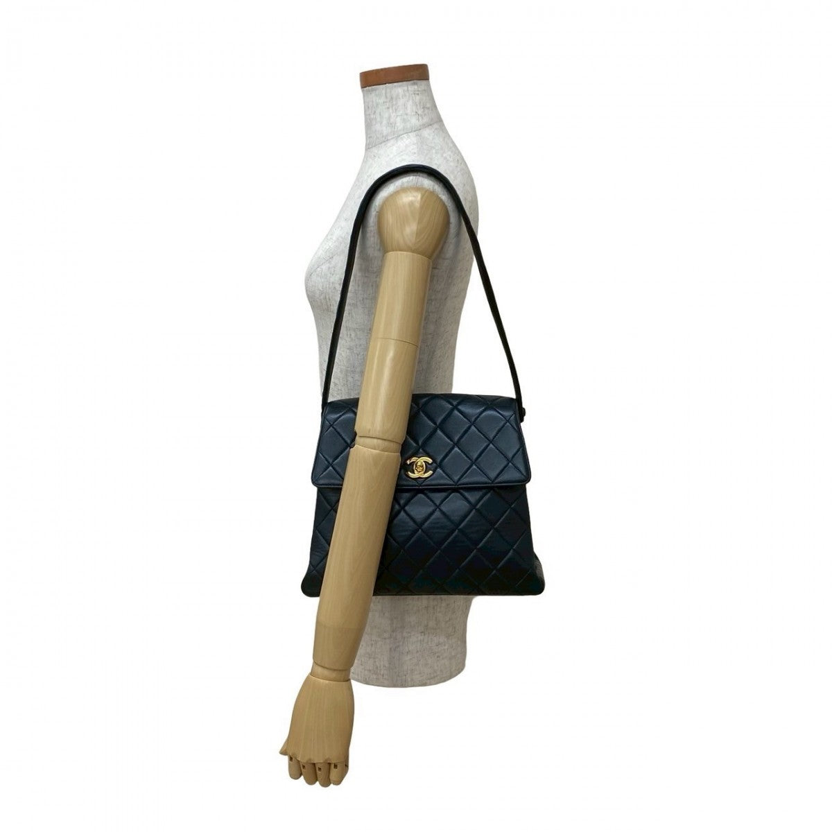 Chanel lambskin Matrasse Black Shoulder Bag 20250703Dkb6888836