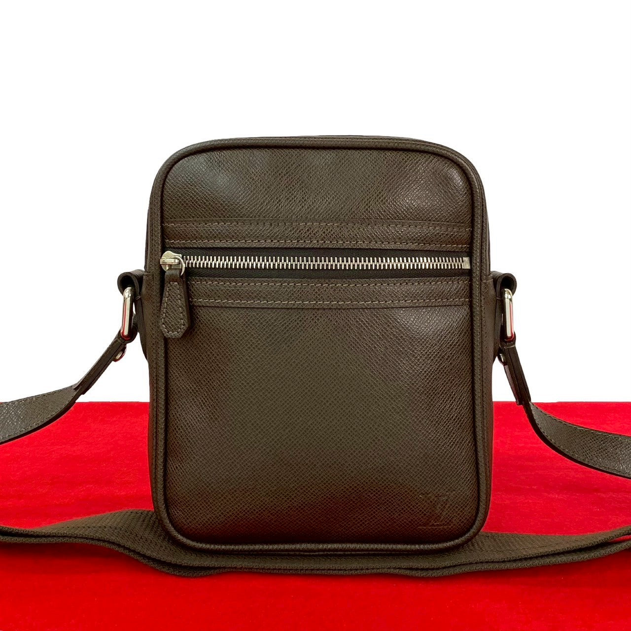 Louis Vuitton Taiga Dimitri Leather Brown Shoulder Bag