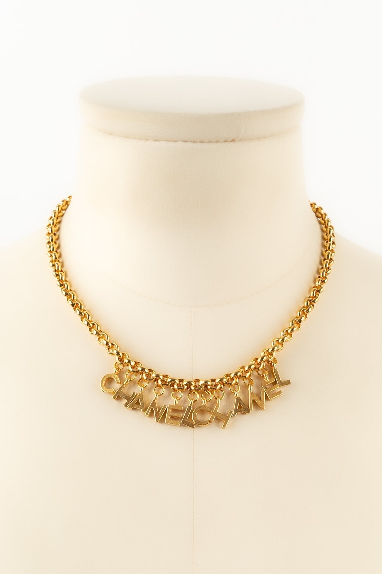 Collier charms Chanel
