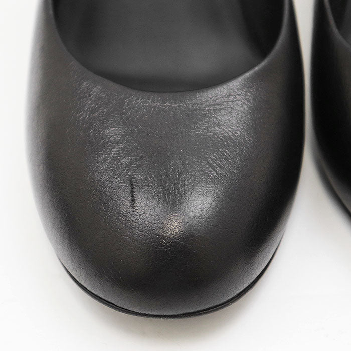 Chanel COCO Mark Charm Leather Pumps