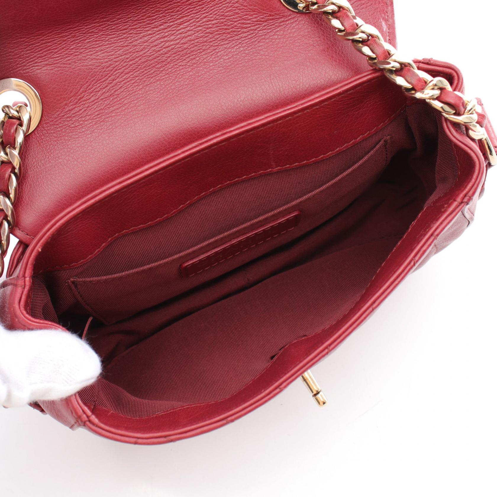 Chanel V Stitch Chevron Leather Shoulder Bag
