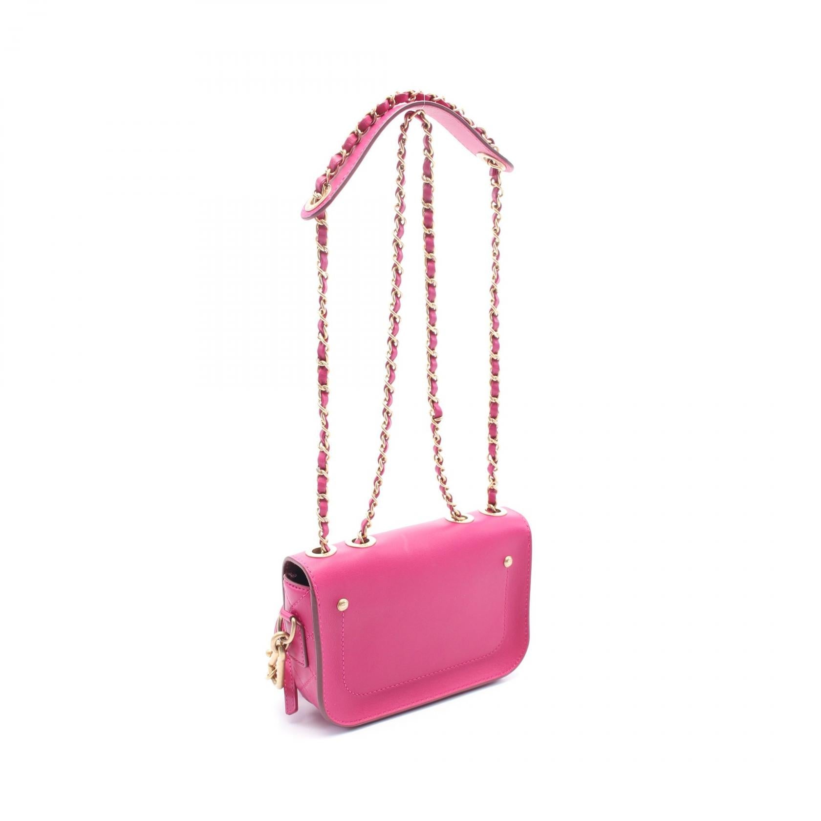 Chanel Matelasse Leather Shoulder Bag