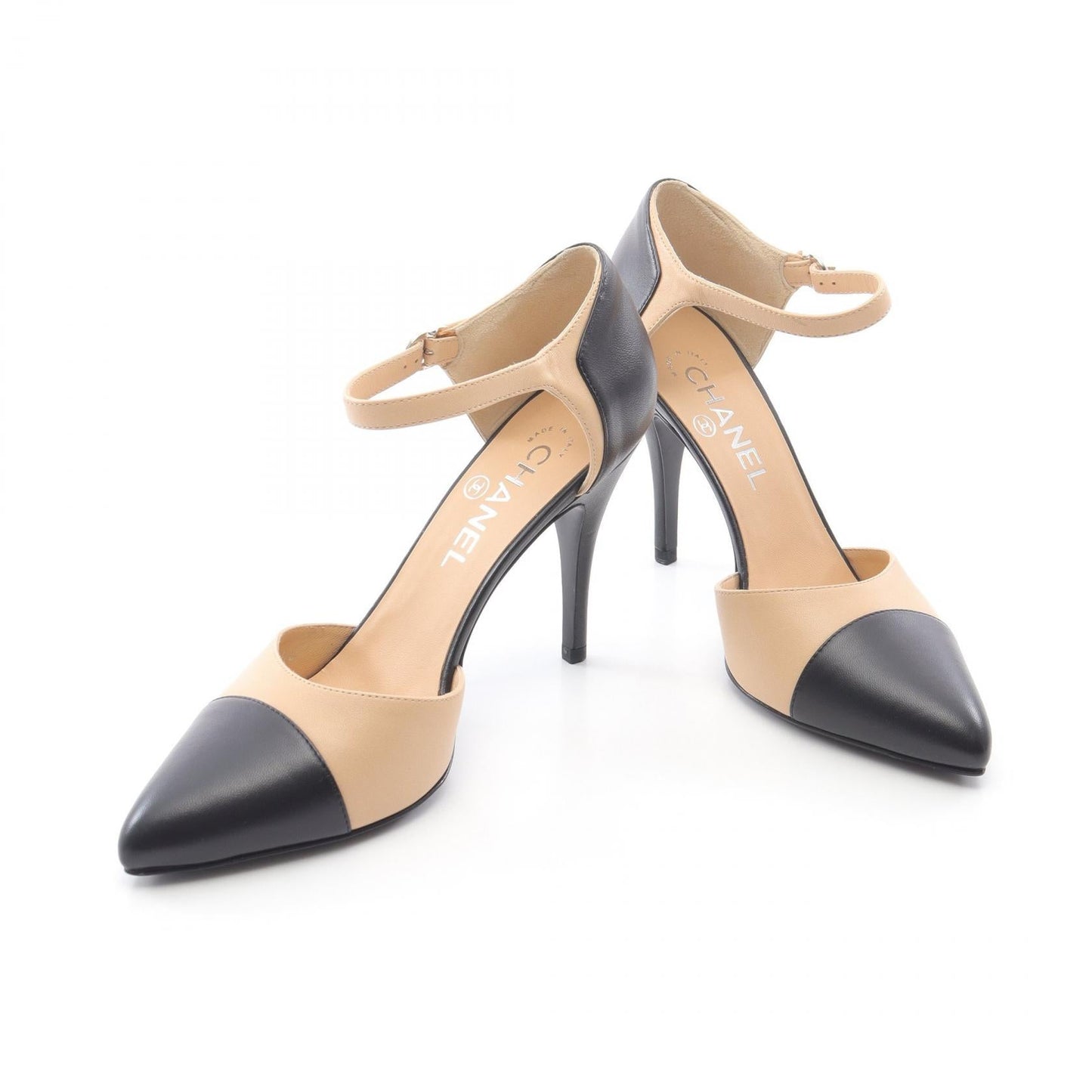 Chanel Coco Mark Leather Pumps
