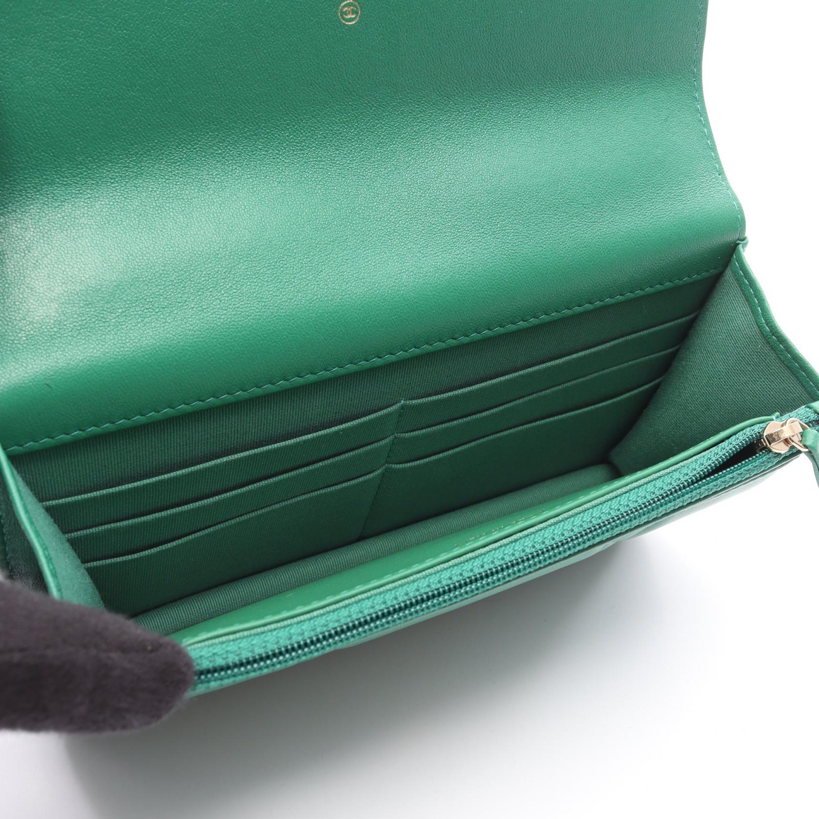 Chanel 19 Matelasse Lambskin Shoulder Bag