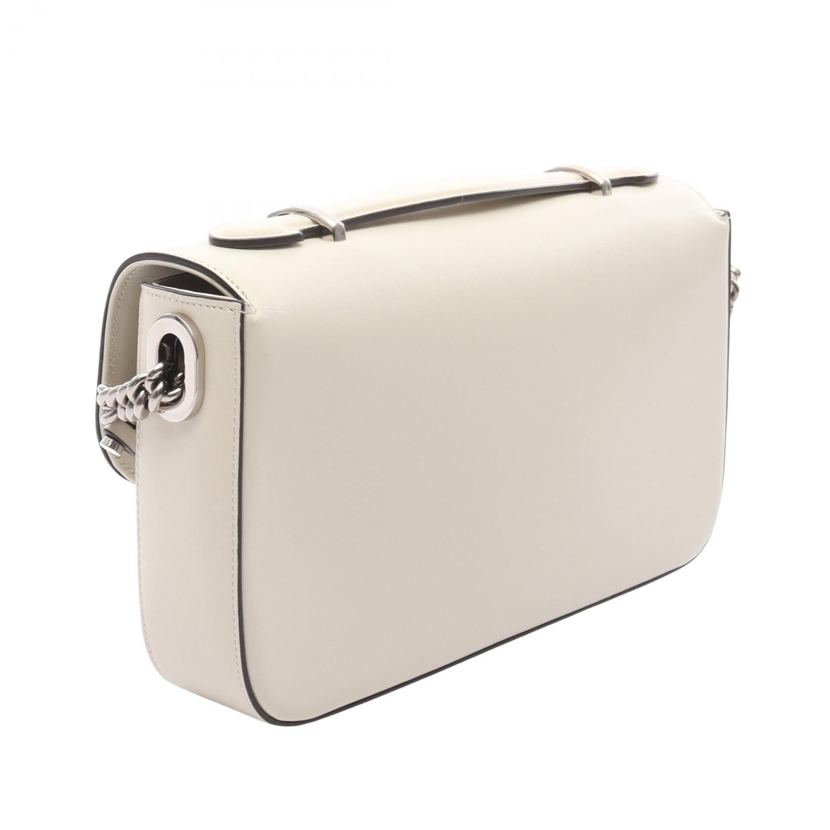 Gucci Petit Shoulder Bag Leather Bag 3