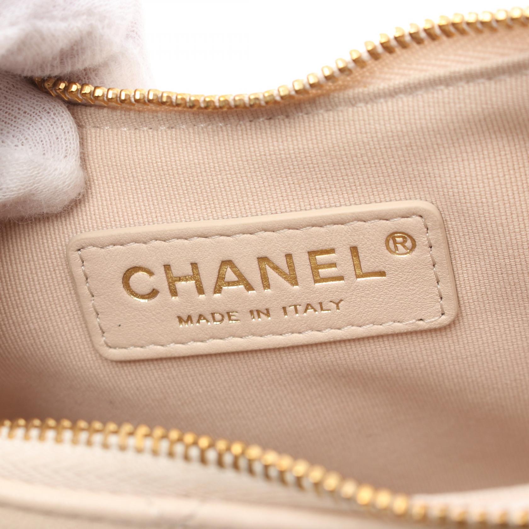 Chanel Lambskin Matelasse Small Hobo Bag AS3917
