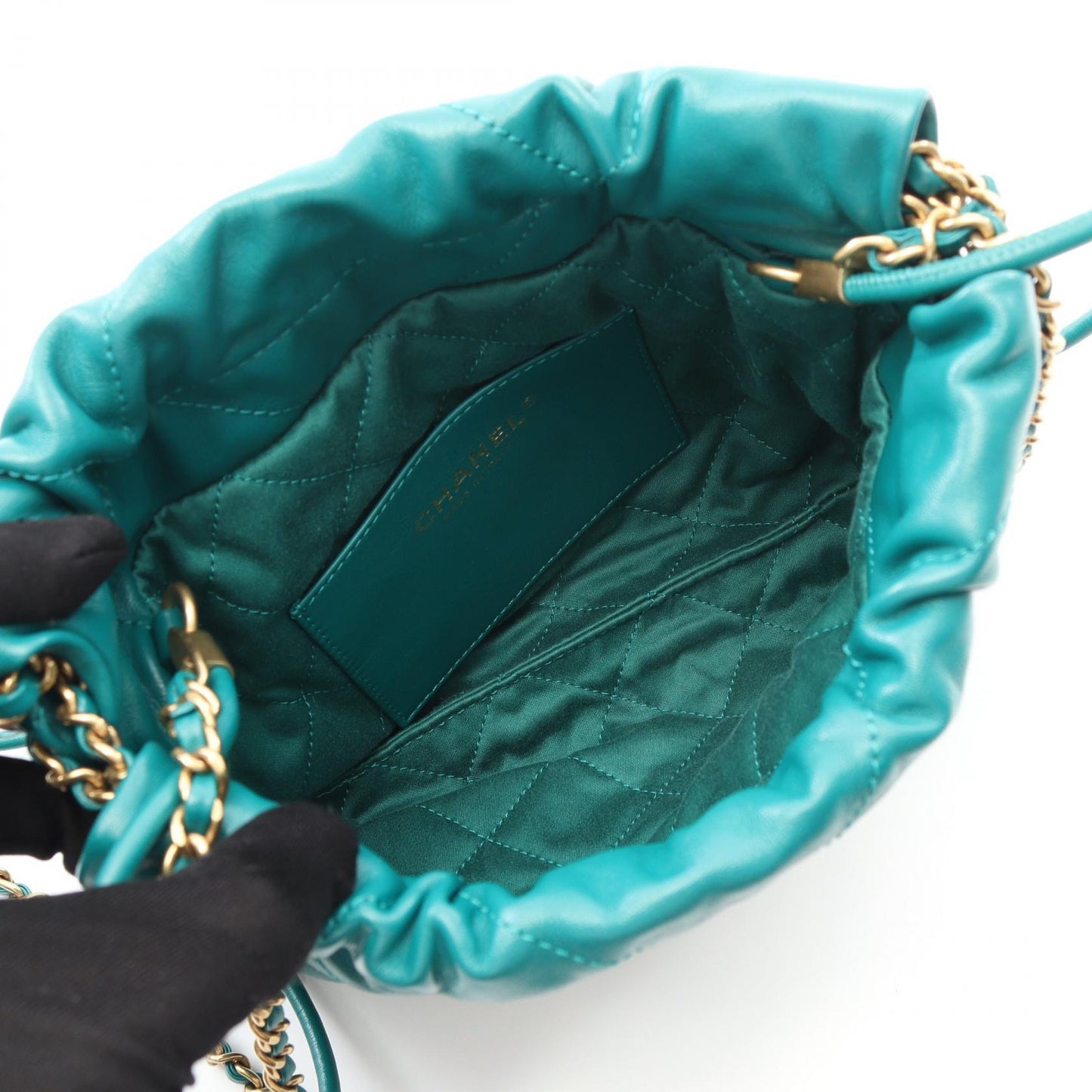 Chanel CHANEL 22 Mini Leather Shoulder Bag
