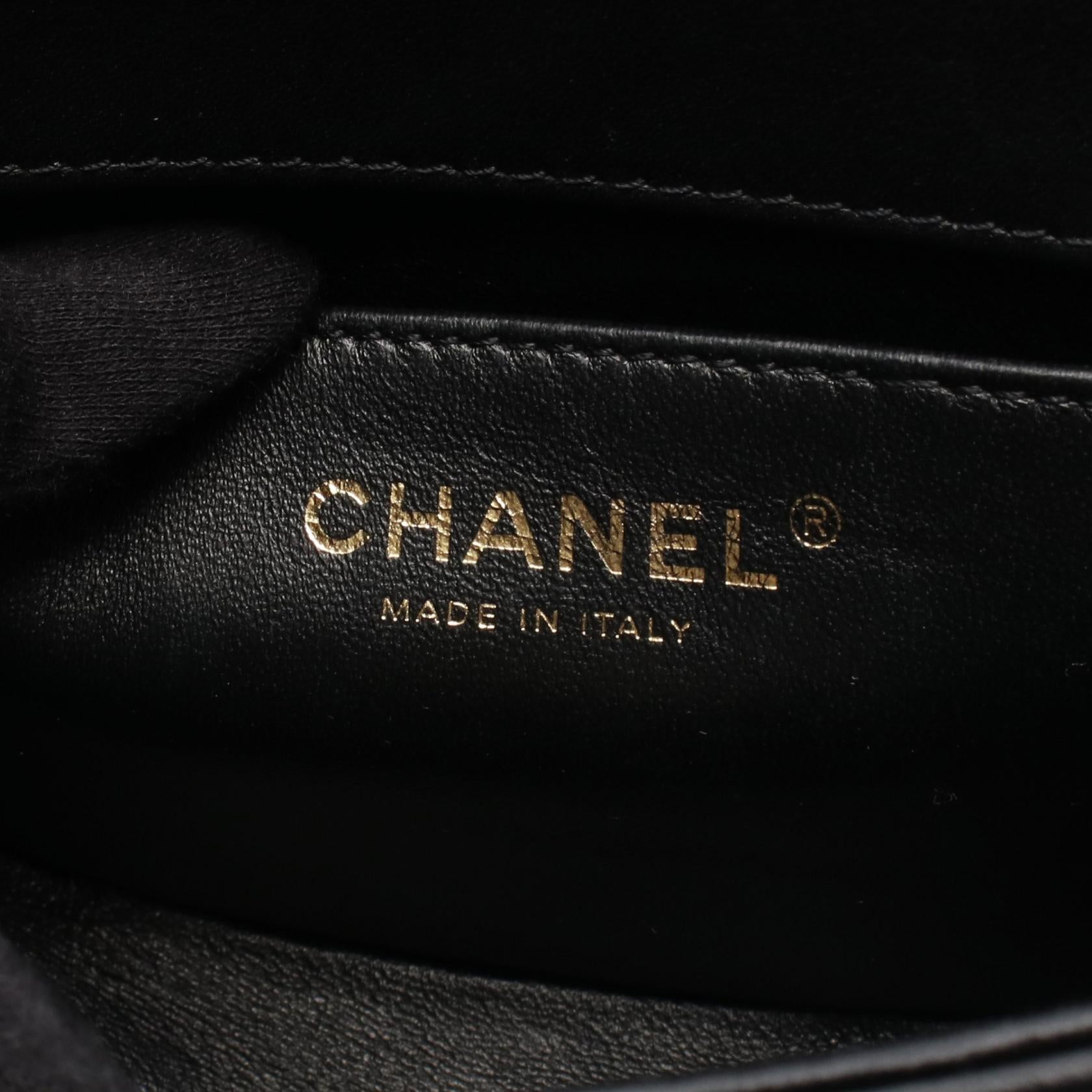 Chanel Boy Chanel Leather Shoulder Bag