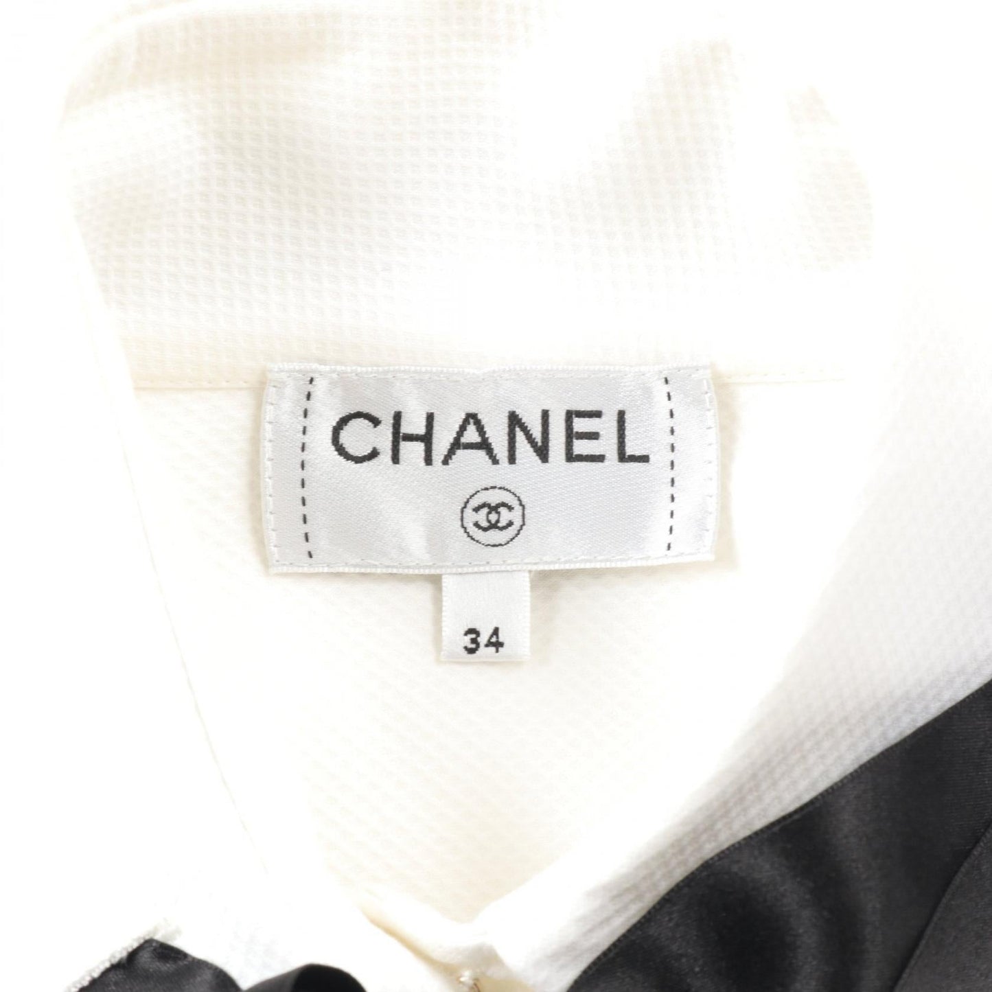 Chanel Pearl Button Cotton Blo 