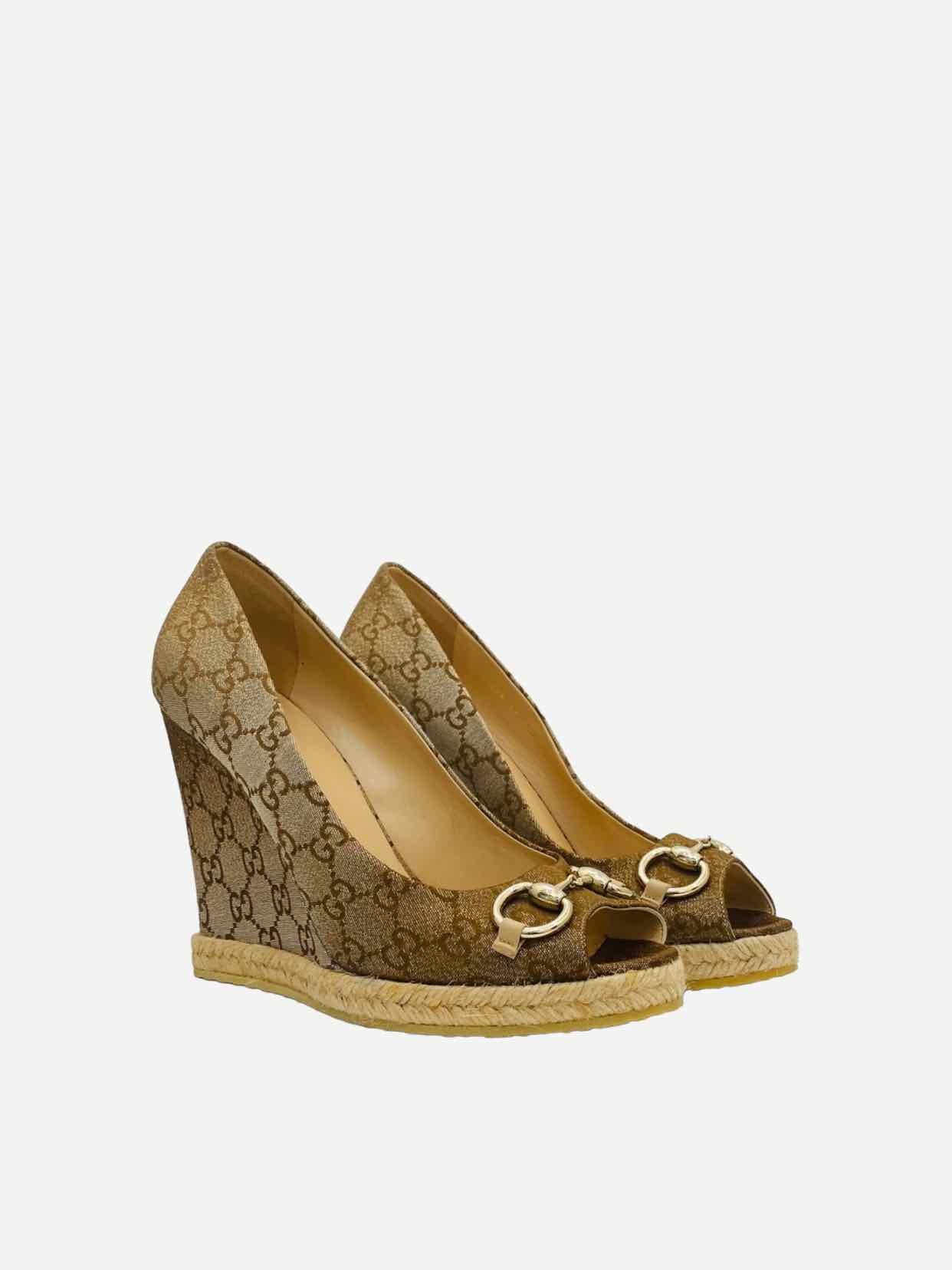 GUCCI Metallic Gold GG Size EU 40.5 Wedges