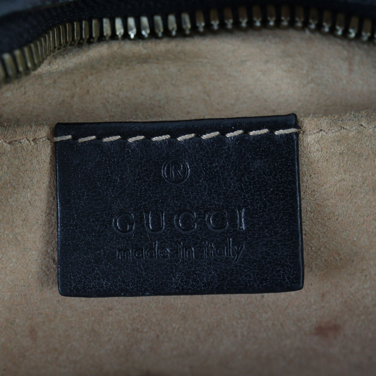 Gucci GG Marmont Small Camera Bag