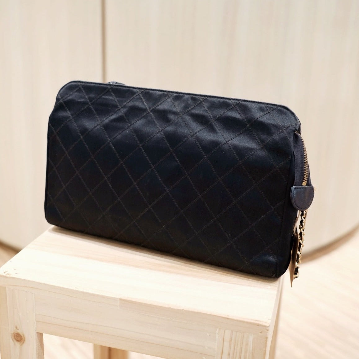 Chanel   silk clutch+chain