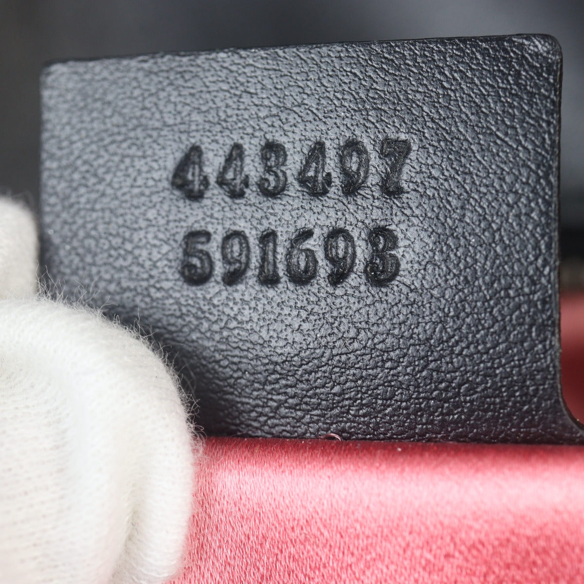 Gucci GG Marmont Velvet Medium Shoulder Bag