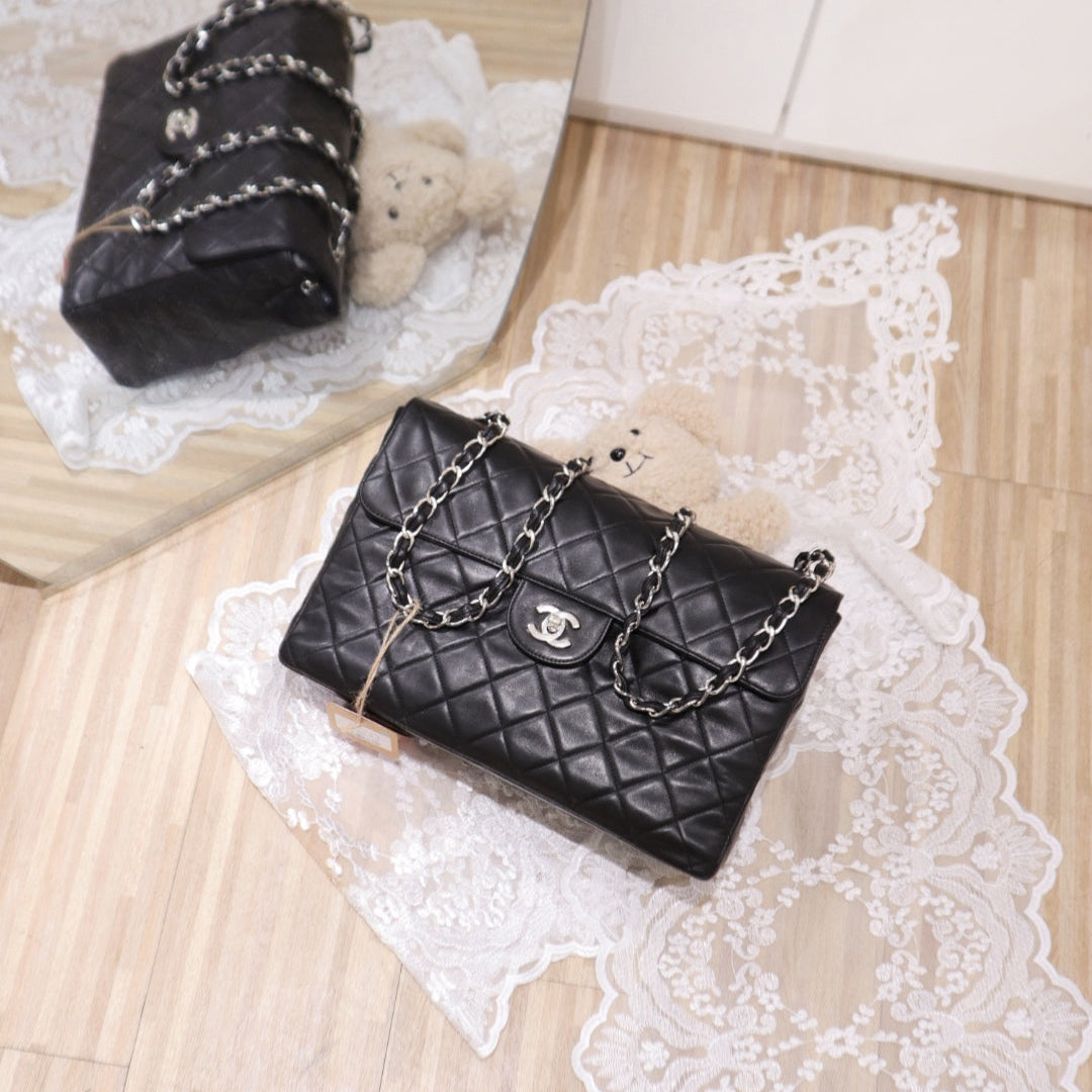 Chanel   flap bag