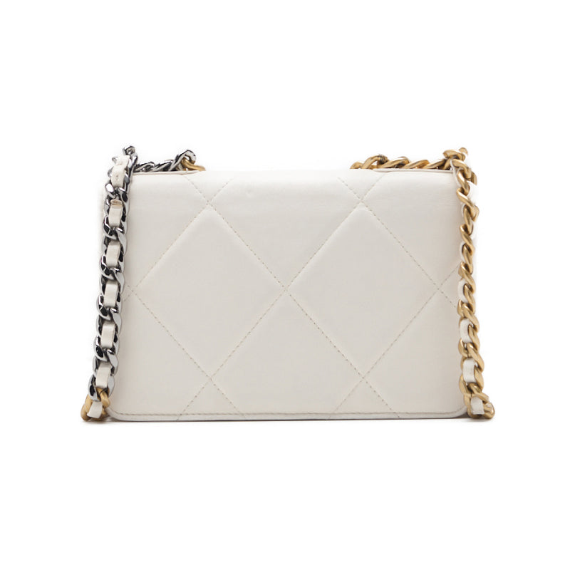 CHANEL ?CHANEL? CHANEL 19 Matrasse Chain Wallet  White (Gen  Silver Gold)  Wallet  ? Delivery? Khao Yamamoto Online