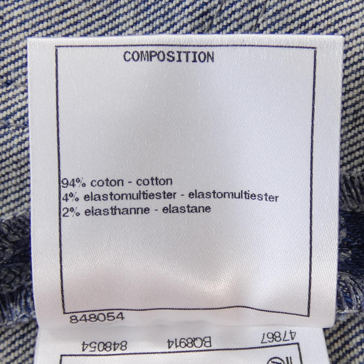 Chanel P71263V62852 Jeans
