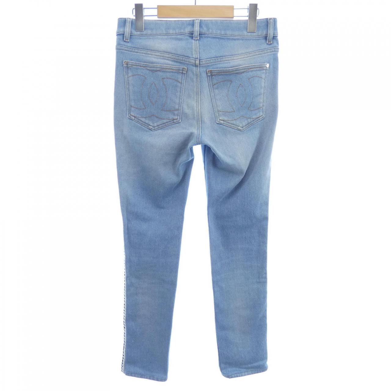 Chanel P59530V45240 18B Jeans