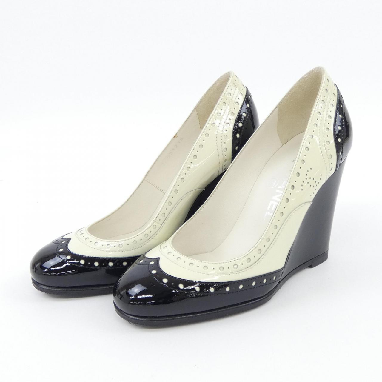 Chanel G31216X09101 Patent Calfskin Shoes for Women