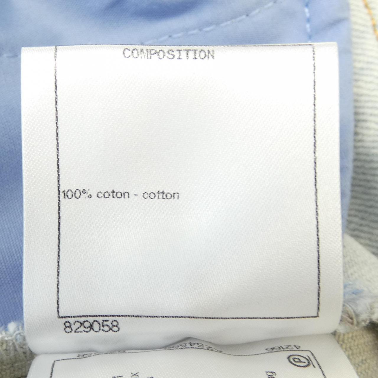 Chanel P58075V44057 Jeans