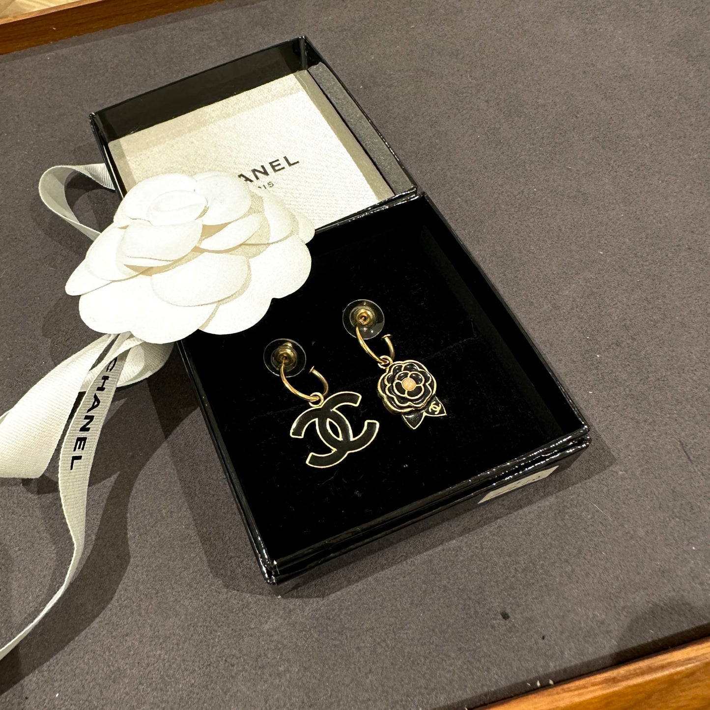 Chanel   earrings