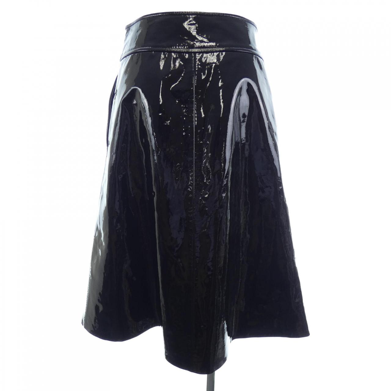 Chanel P75932C67706 Patent Lambskin Skirt Handbag