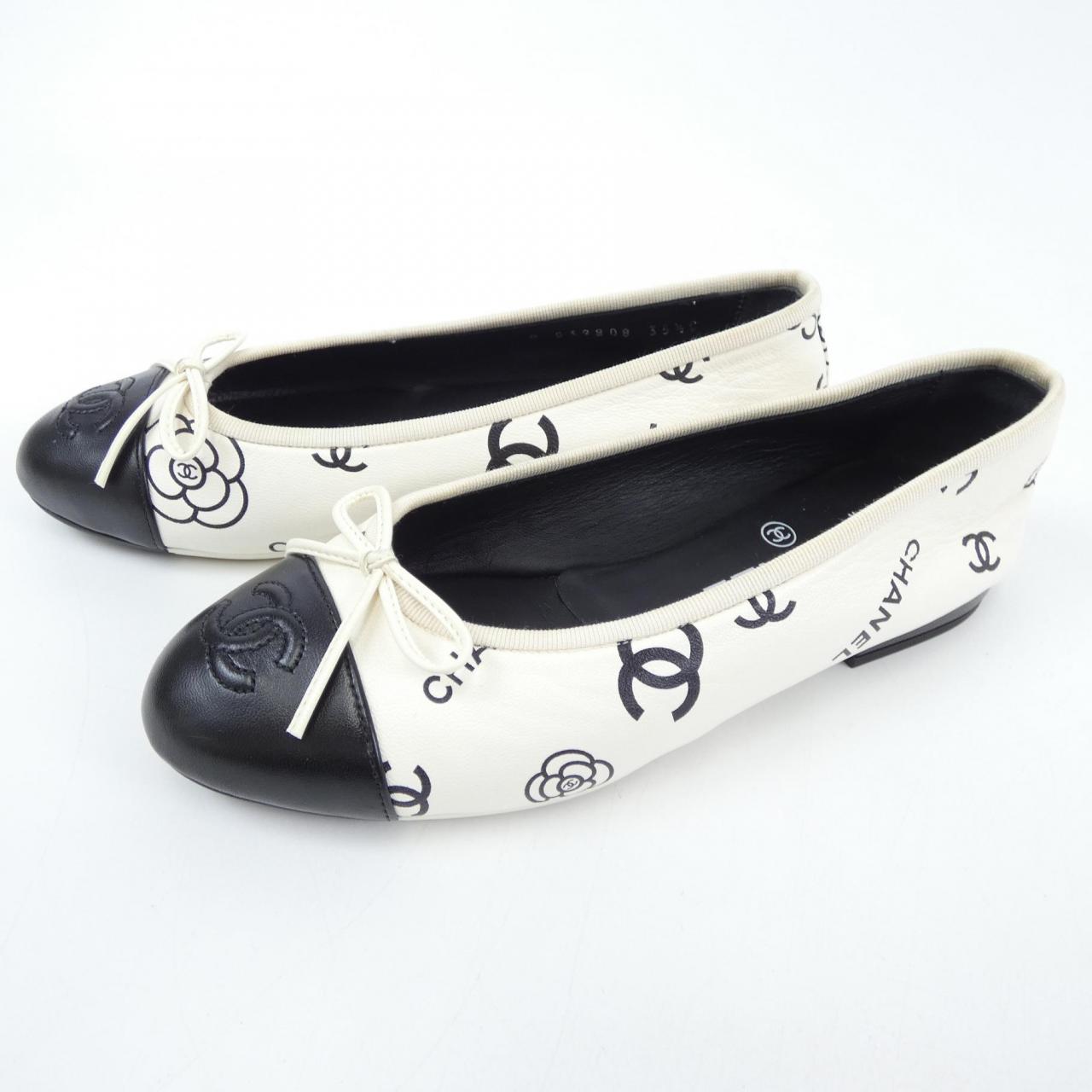 Chanel G39808Y56339 Lambskin Flat Shoes for Women