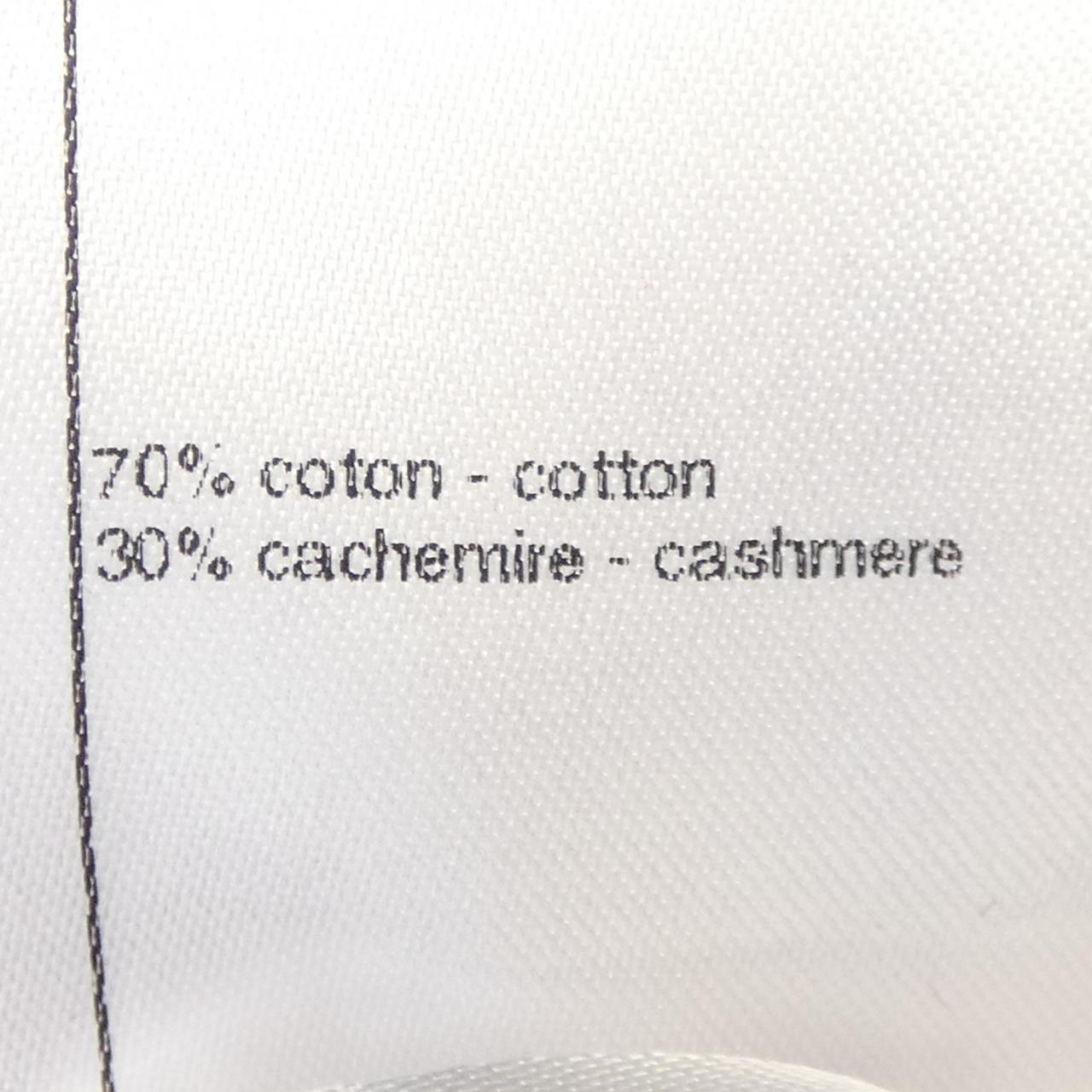 Chanel P76542K11013 Cashmere Cardigan Bag