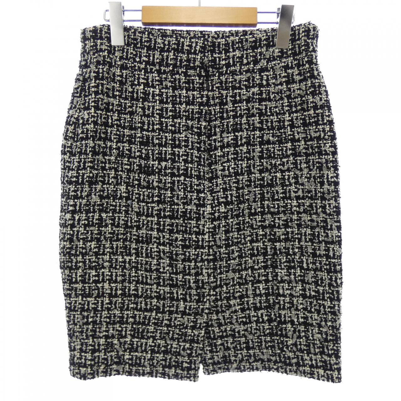 Chanel P35515V25612 09P Skirt