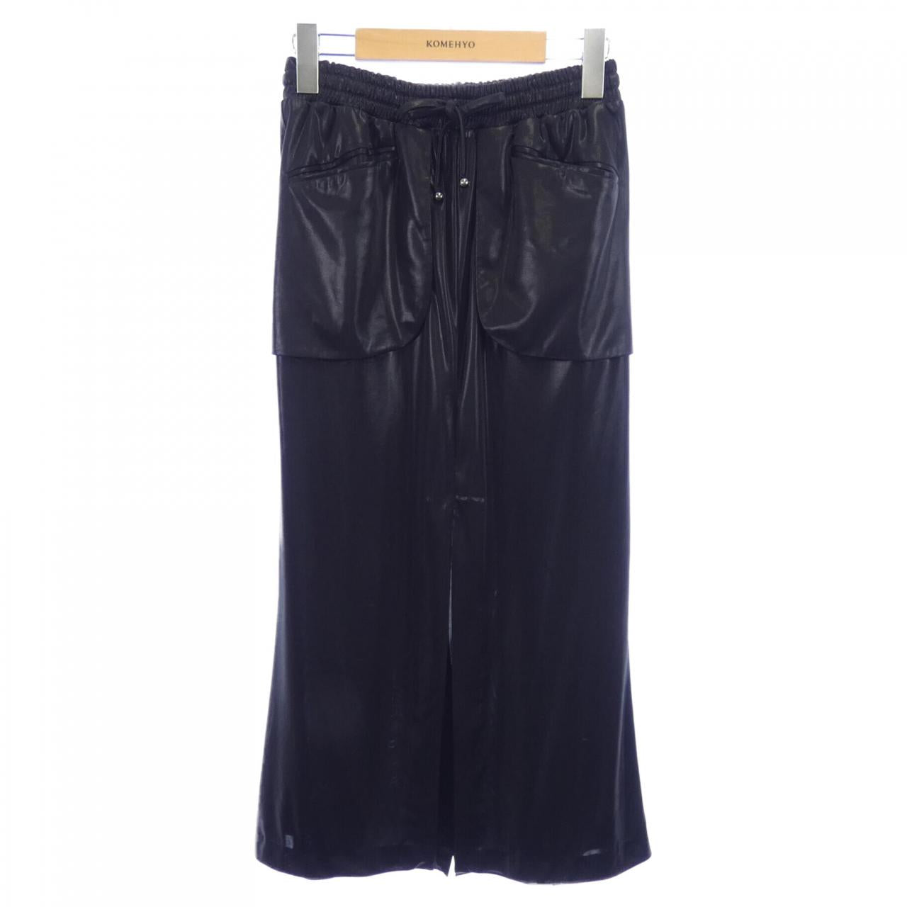 Chanel P43698V28404 Skirt Handbag