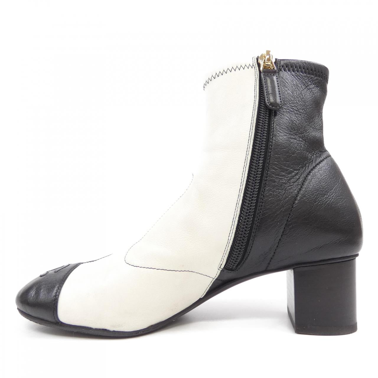 Chanel G35948X54385 Boots for Women