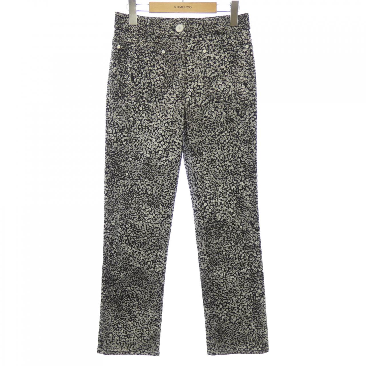 Chanel P71263V62840 Pants