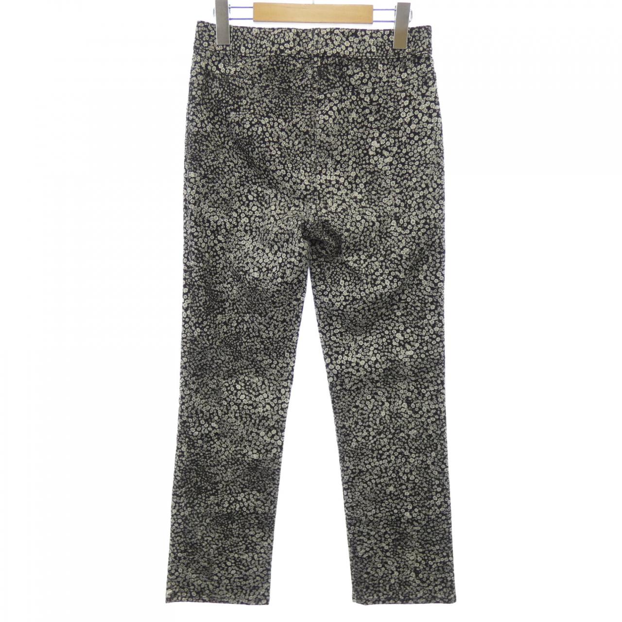 Chanel P71263V62840 Pants Handbag