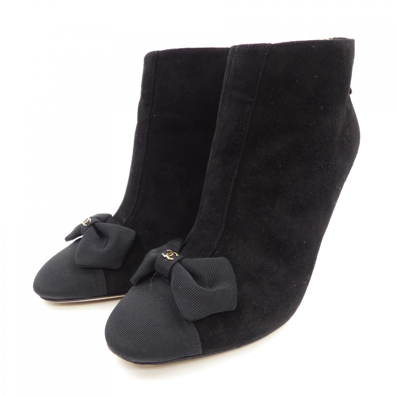 Chanel G31332Y50133 Kid Suede Boots for Women