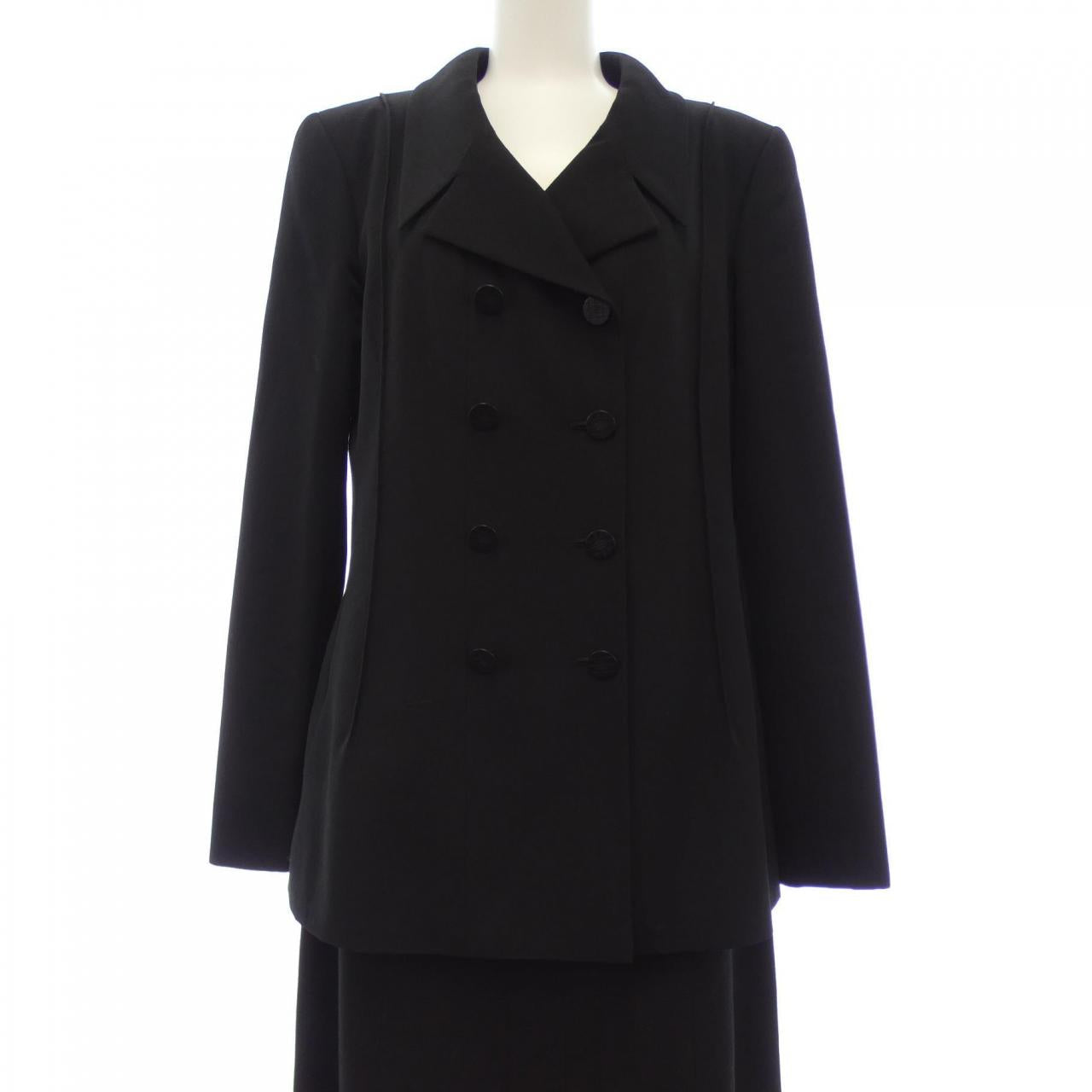 Chanel P17871V09938 01P Suit