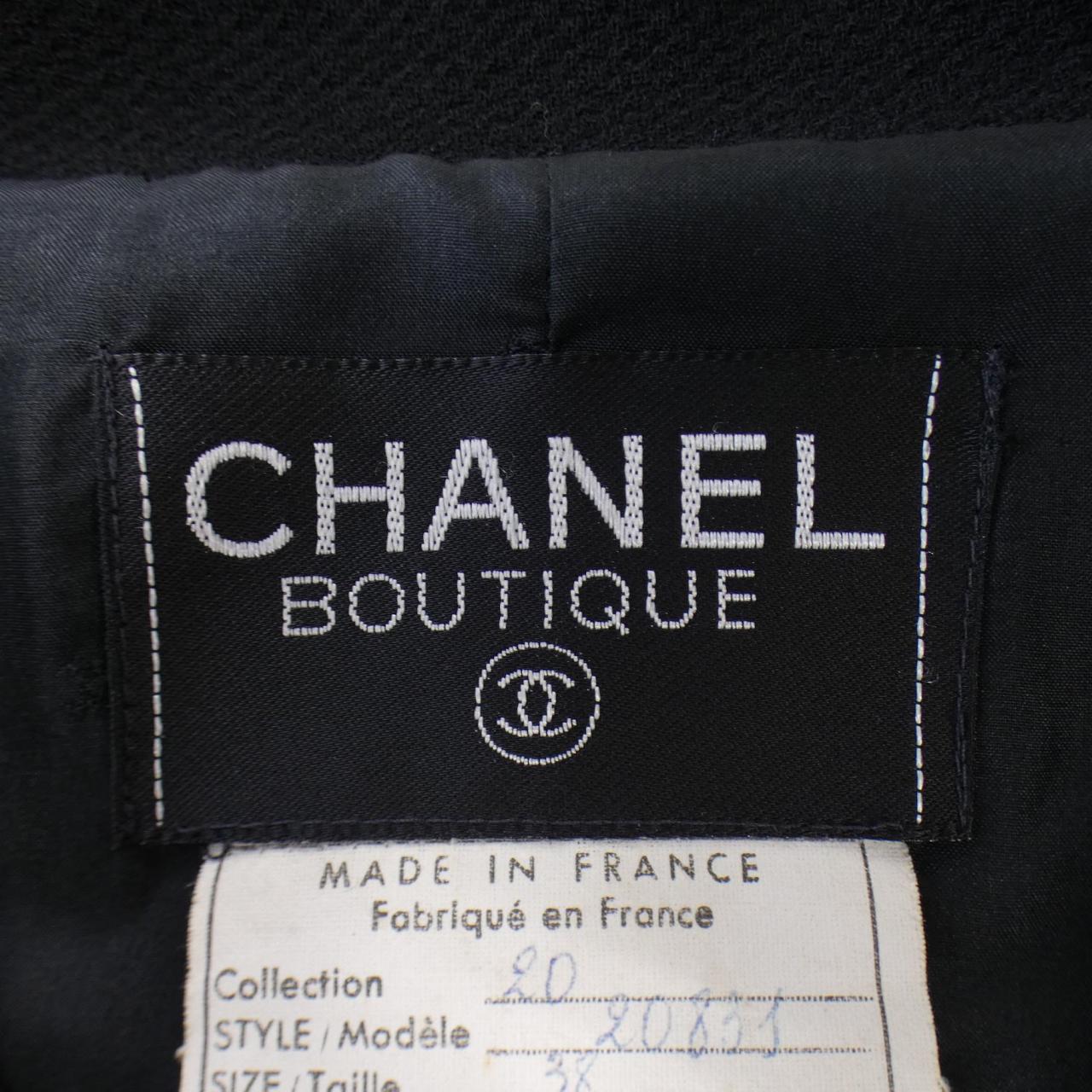 Chanel   Suit