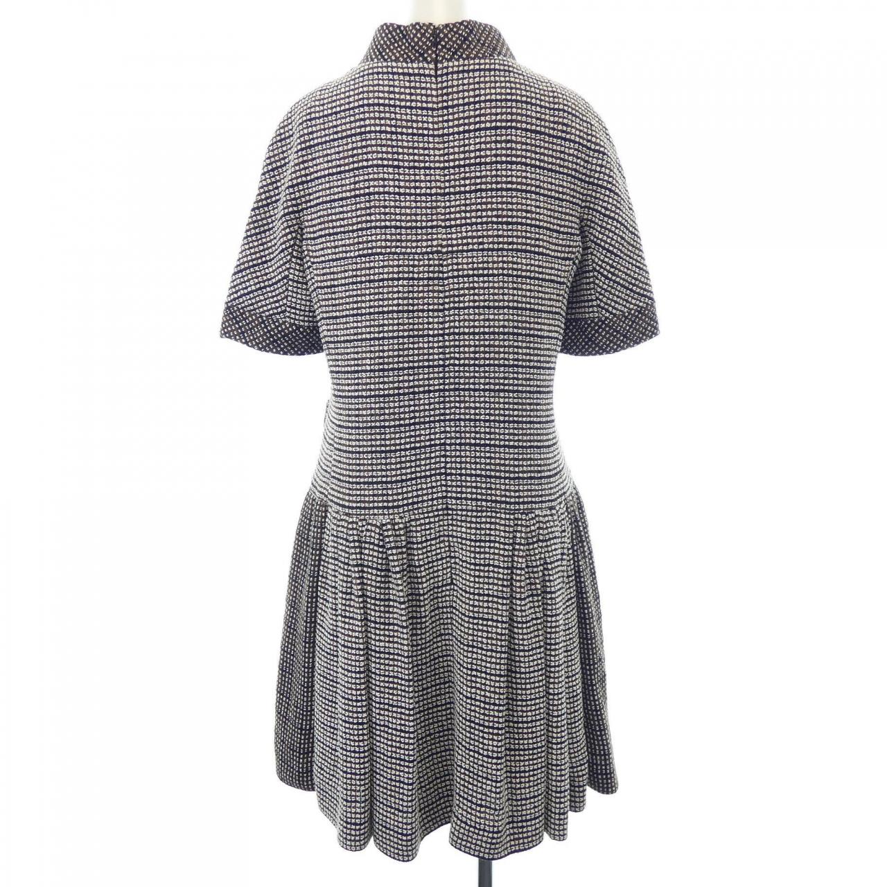Chanel P40402V29357 Dress