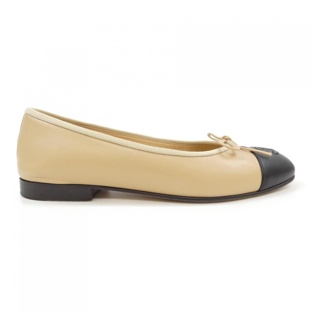 Chanel G02819X01000 Lambskin Flats for Women