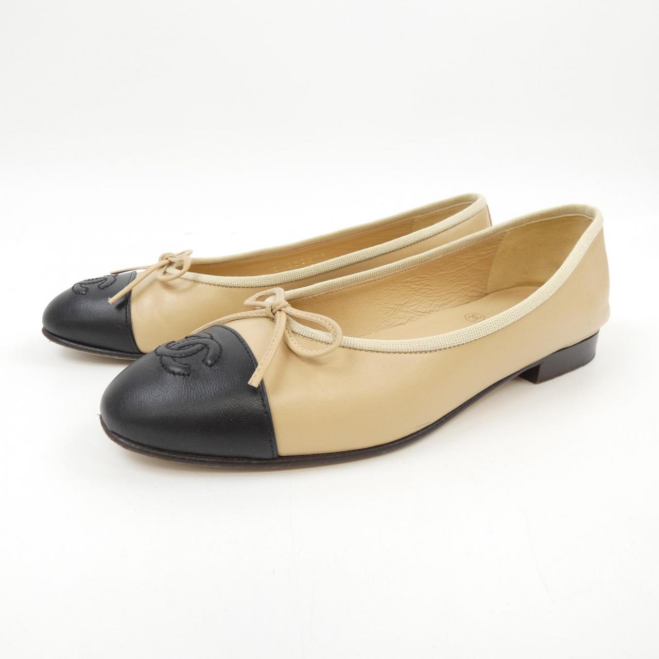 Chanel G02819X01000 Lambskin Flats for Women
