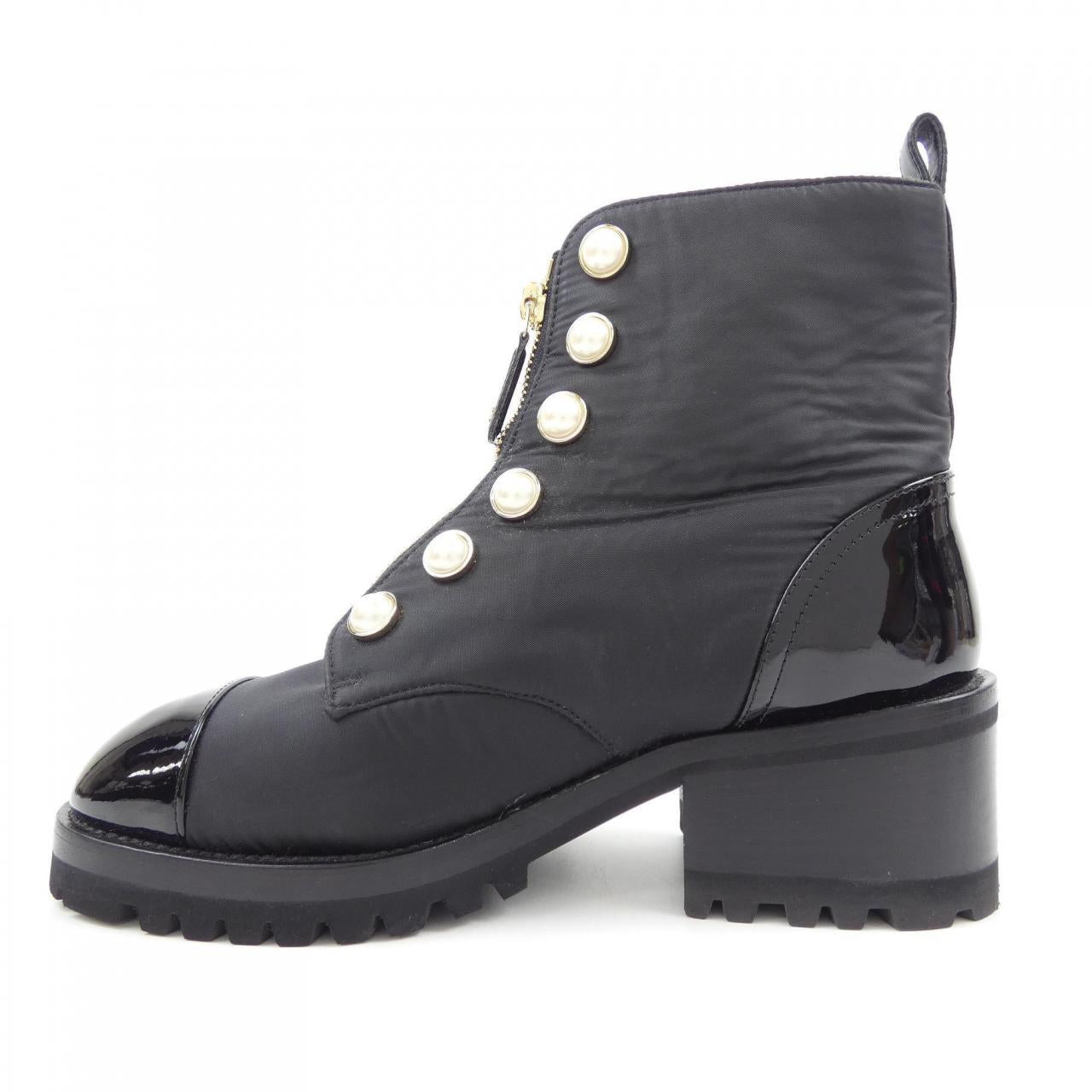 Chanel G45183B13923 Fabric Patent Calfskin Imitation Pearl Boots for Women