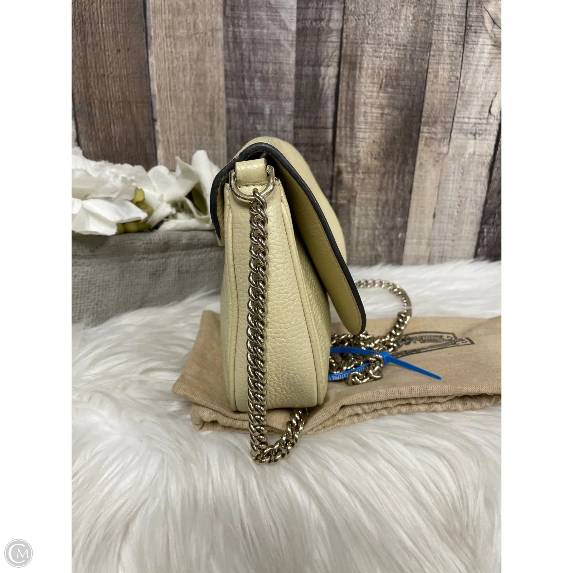 Crossbody Luxury Designer By Gucci, Size: Medium