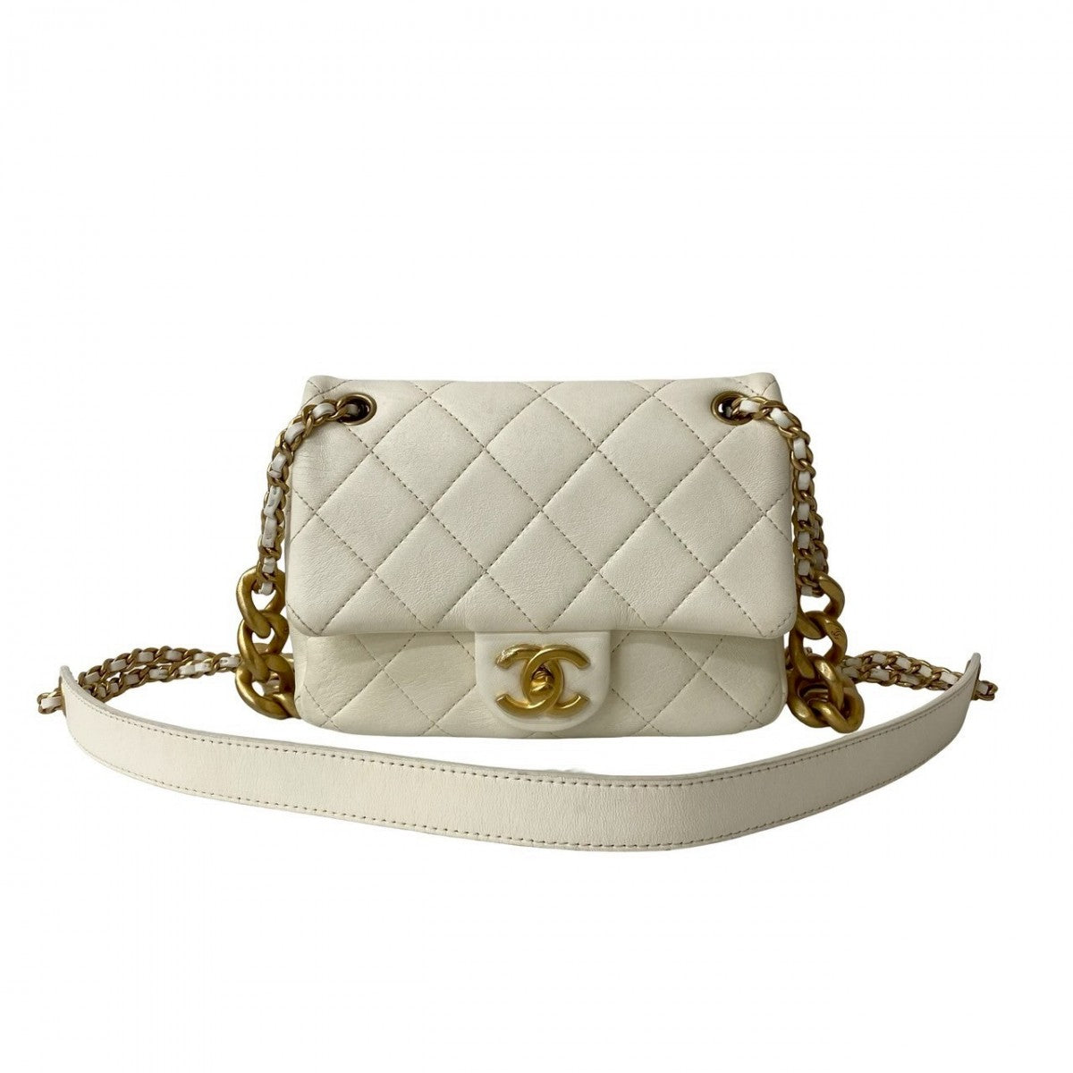 Chanel lambskin Matrasse White Shoulder Bag 250615Jpa1 6