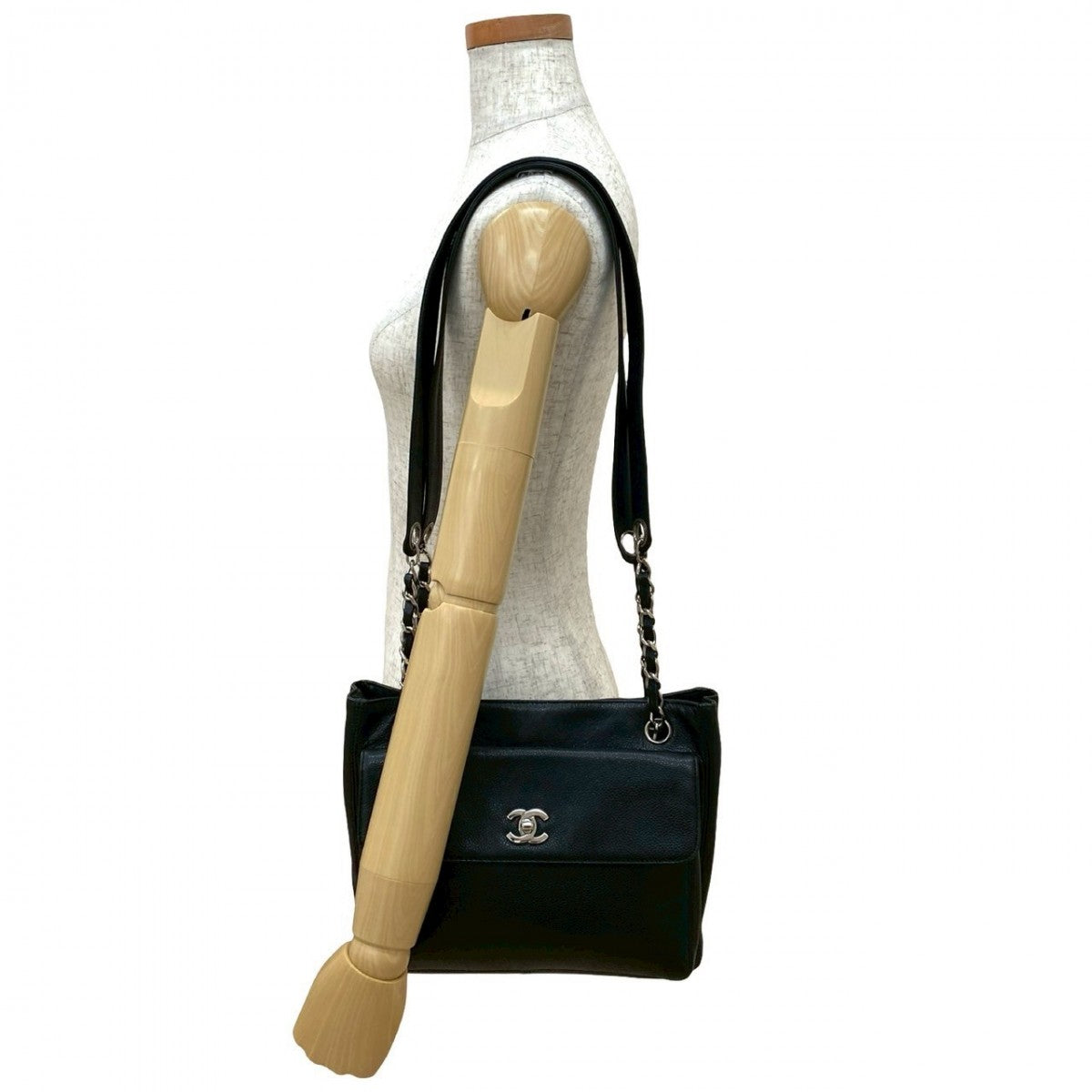 Chanel Matt caviar skin Black Shoulder Bag 250615Jpa523 9