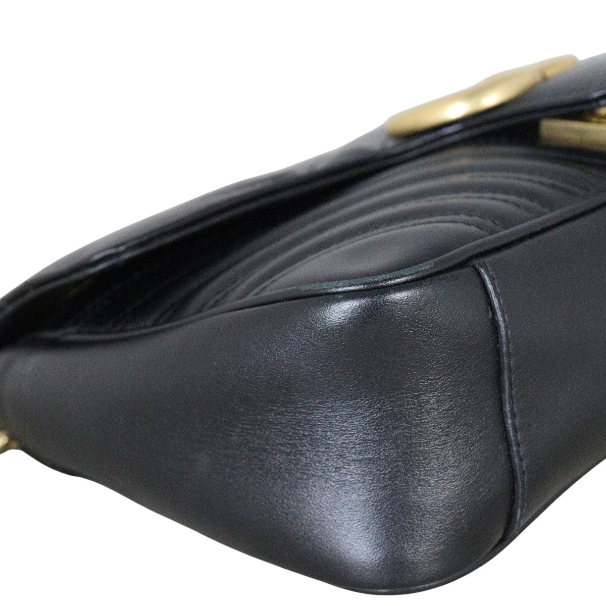 Gucci GG Marmont Matelasse Medium Shoulder Bag