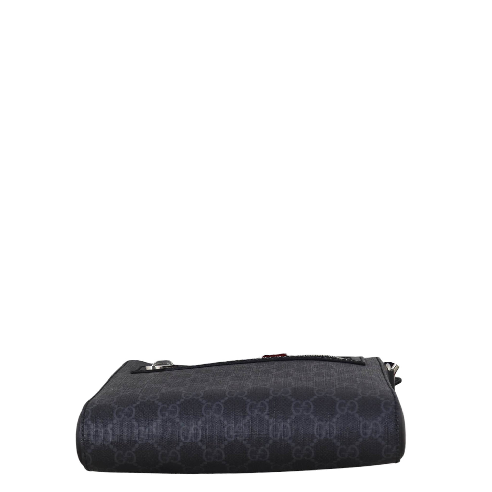 Gucci GG Supreme Messenger Bag Small
