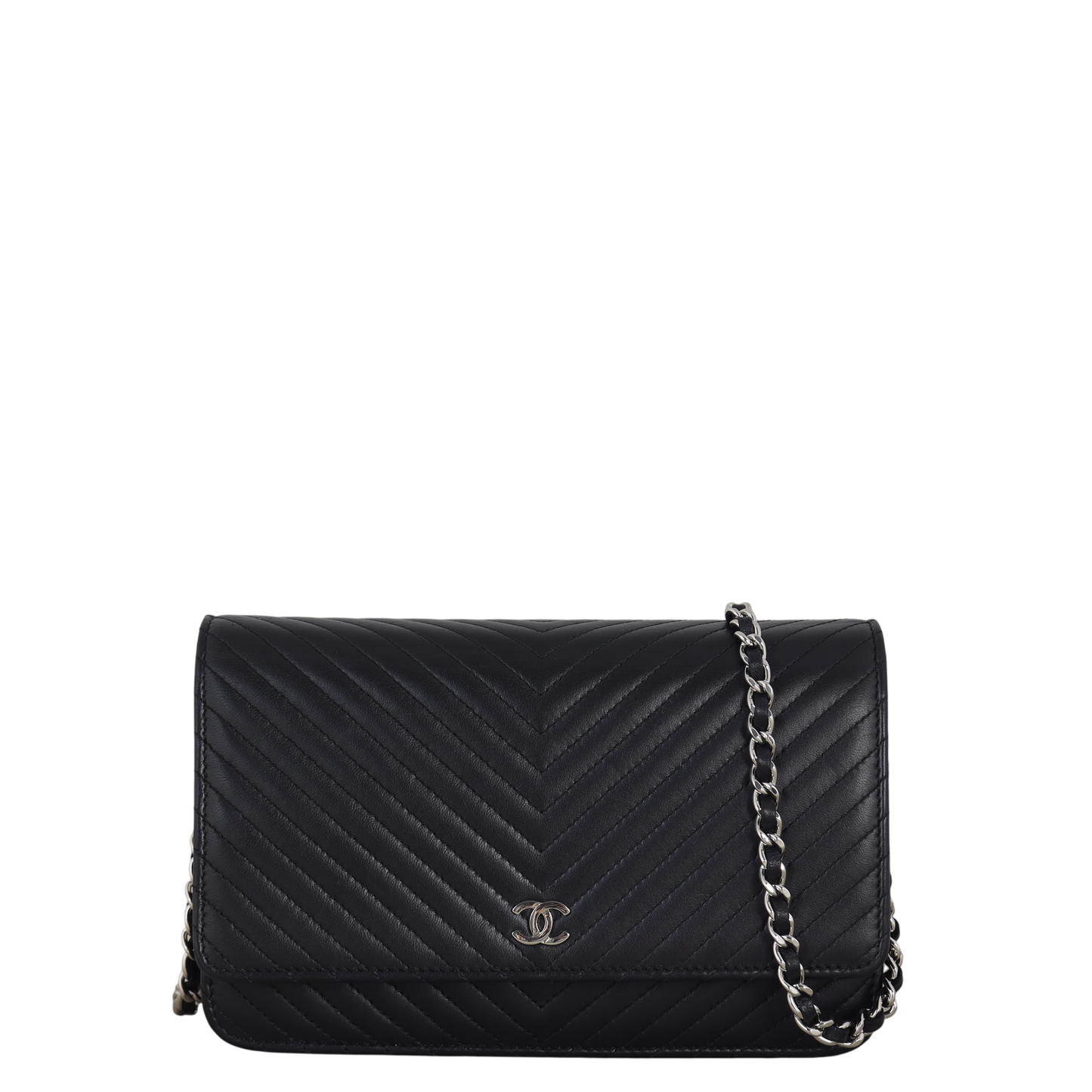 Chanel Classic Wallet on Chevron Handbag Chain Crossbody Bag Chevron 01122025