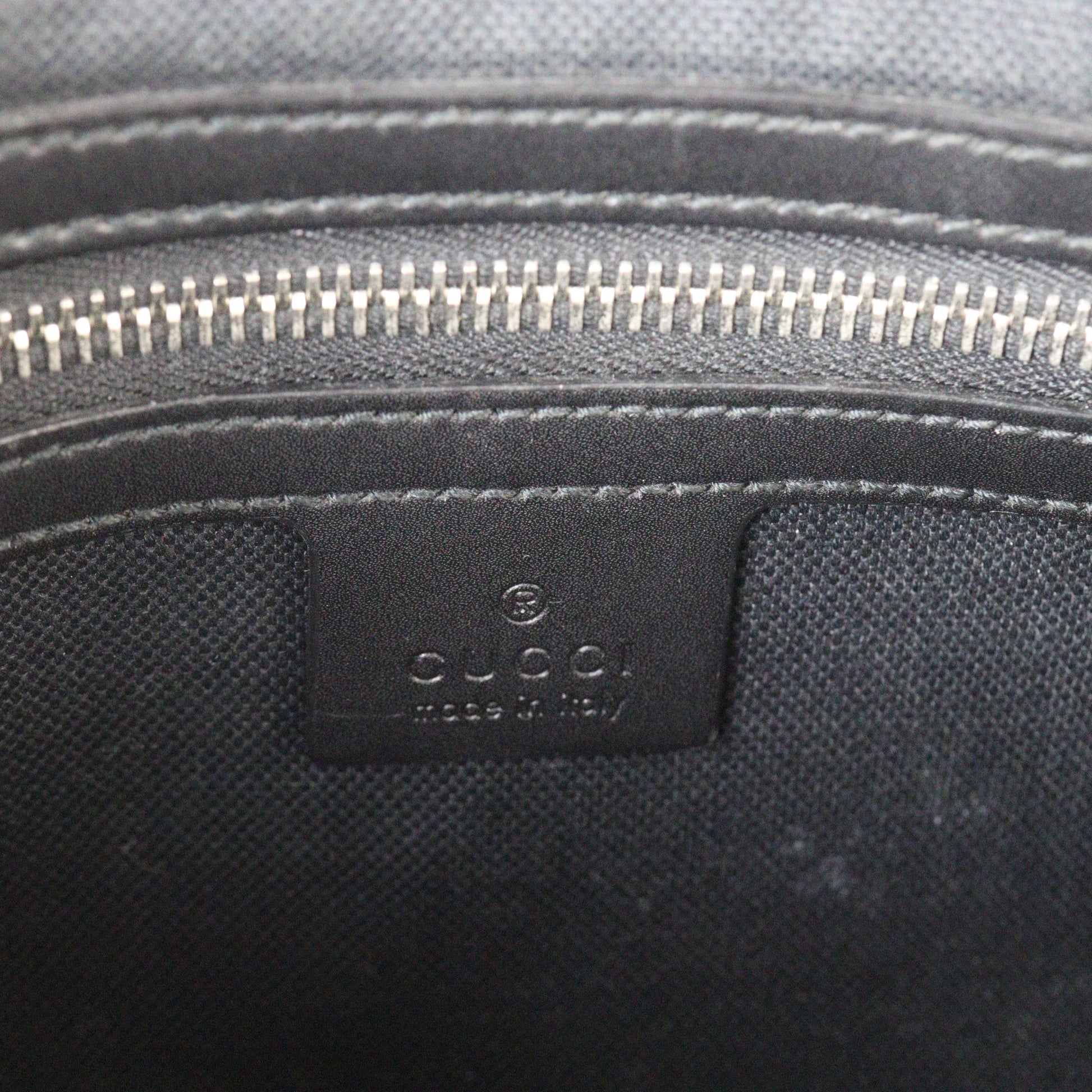 Gucci GG Supreme Belt Bag