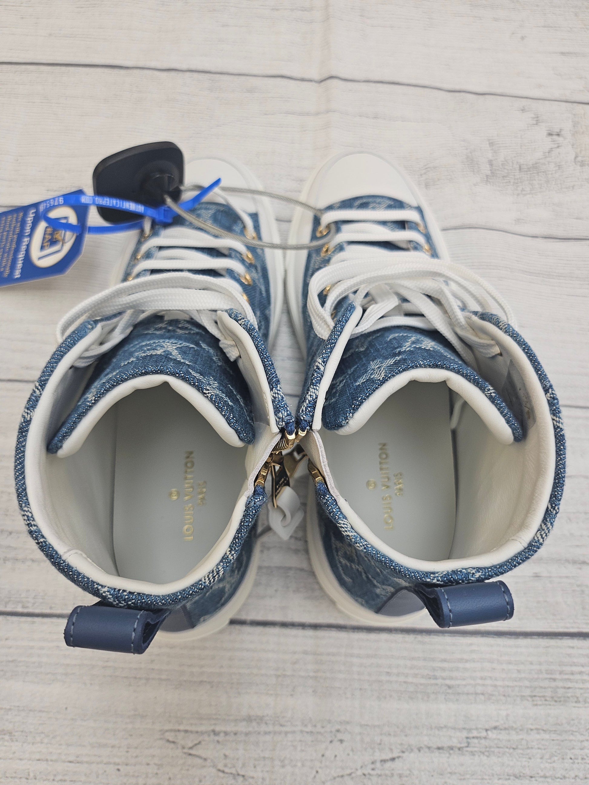 Shoes Athletic By Louis Vuitton  Size: 7